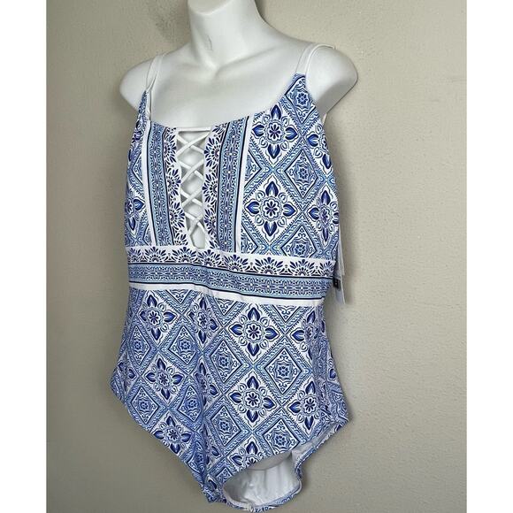 NWT La Blanca One Piece Swimsuit 22W Tummy Control Modest Cruise Strappy Back - Picture 4 of 12